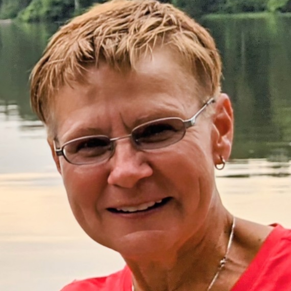 Meet your Posher, Julie